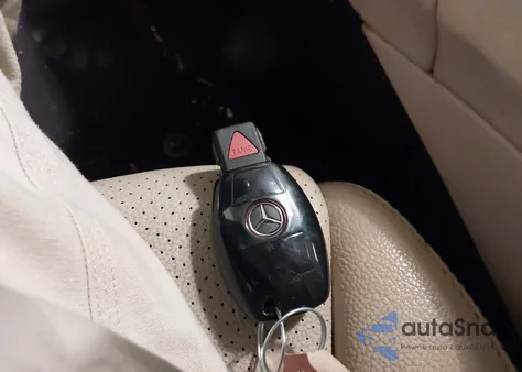 2018 Mercedes-Benz C 300 4Matic из США, поврежденный, VIN WDDWF4KB5JR418913